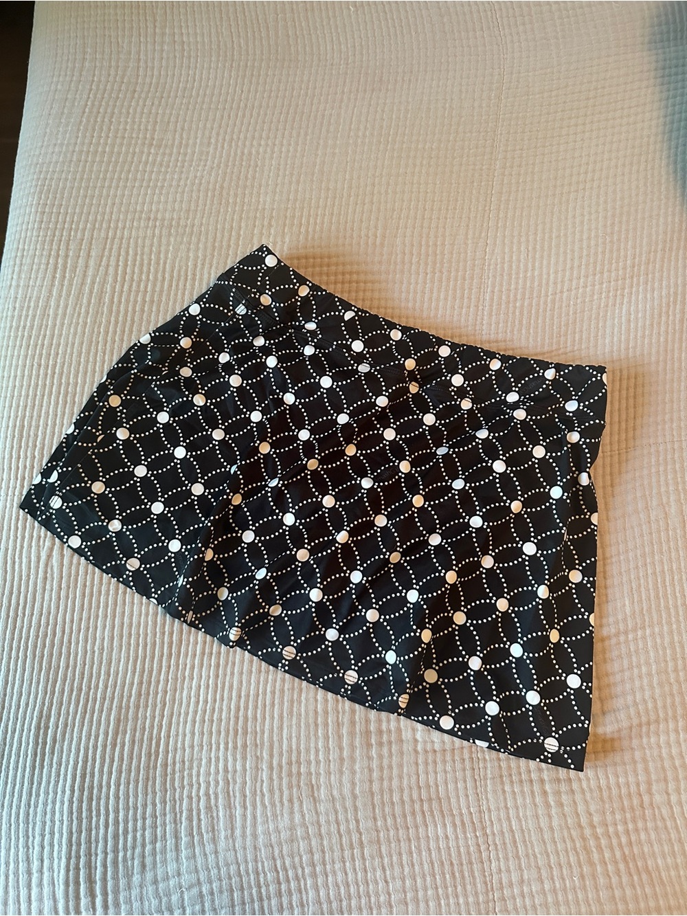 Black & White Geometric Tennis Skirt with pockets.